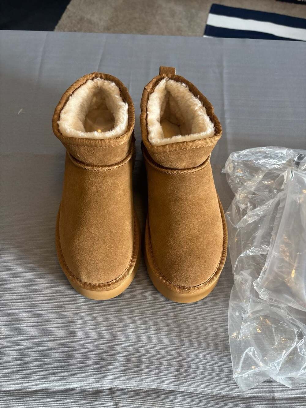 UGG Women's Classic Ultra Mini Platform Boots in Chestnut